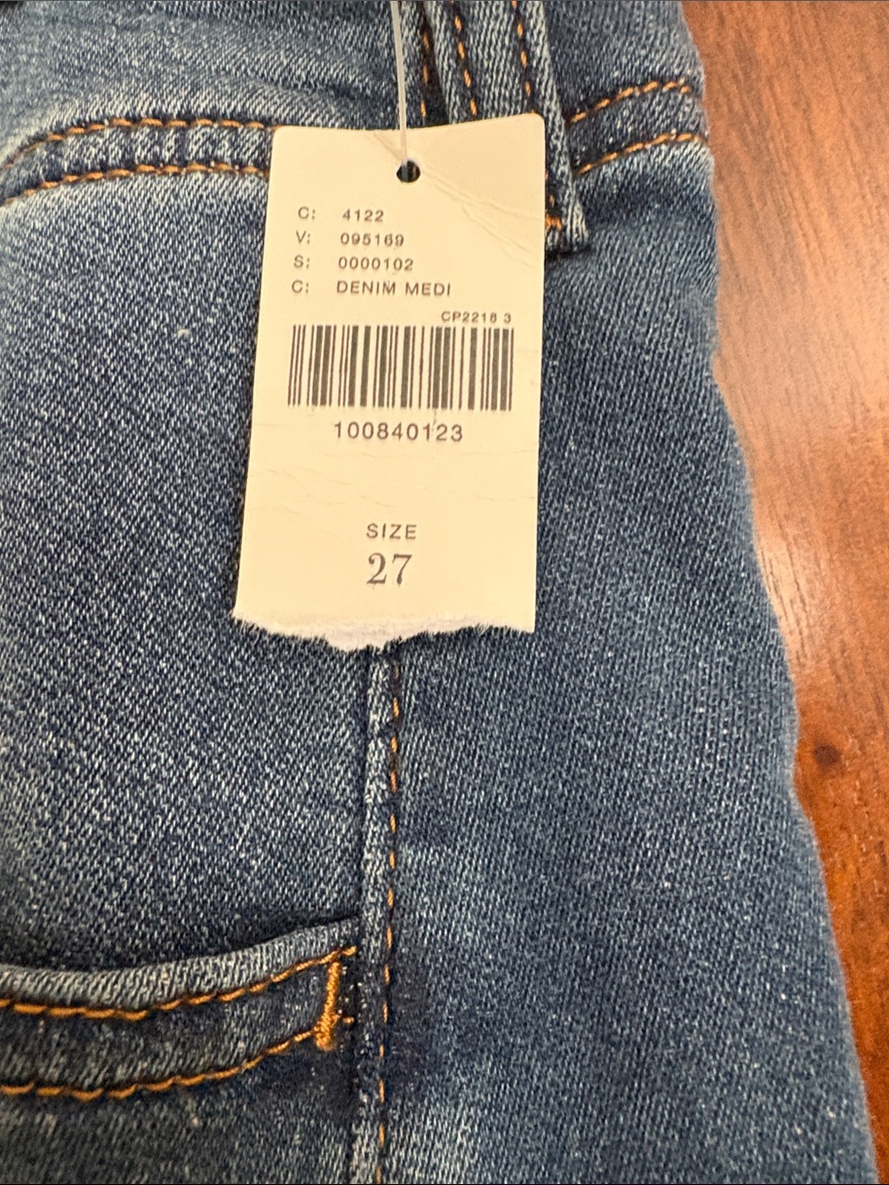Pilcro Wide-Leg Jeans in Medium Blue Wash
ADI Knit mid-rise flared jeans - Picture 2 of 6